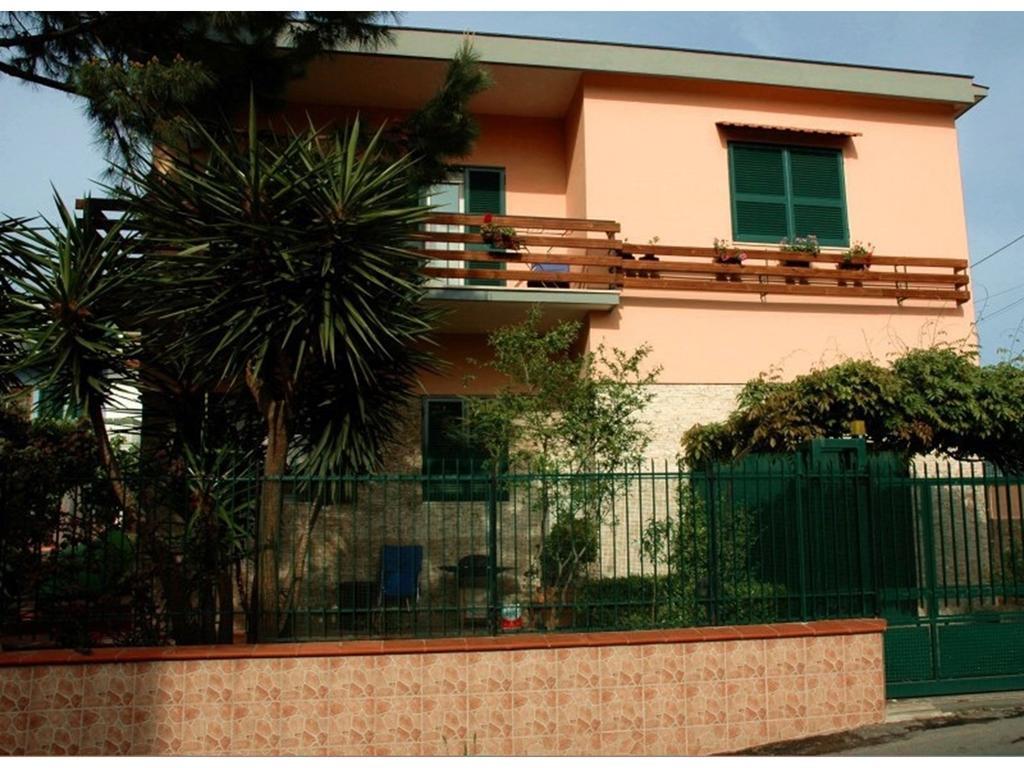 Casa Vacanze Il Gatto Rosso Trecase Kültér fotó